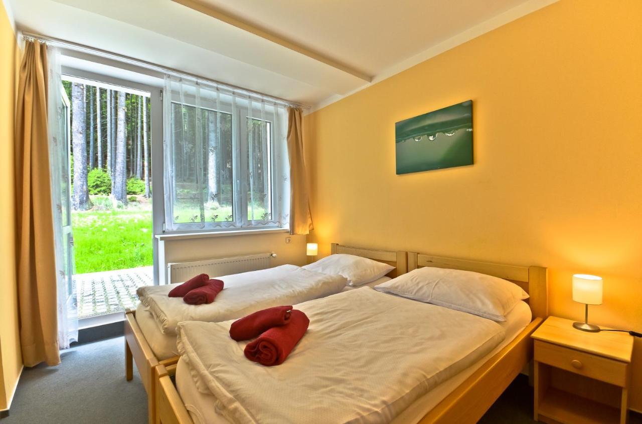Hotel Resort Luna Ledec nad Sazavou Luaran gambar